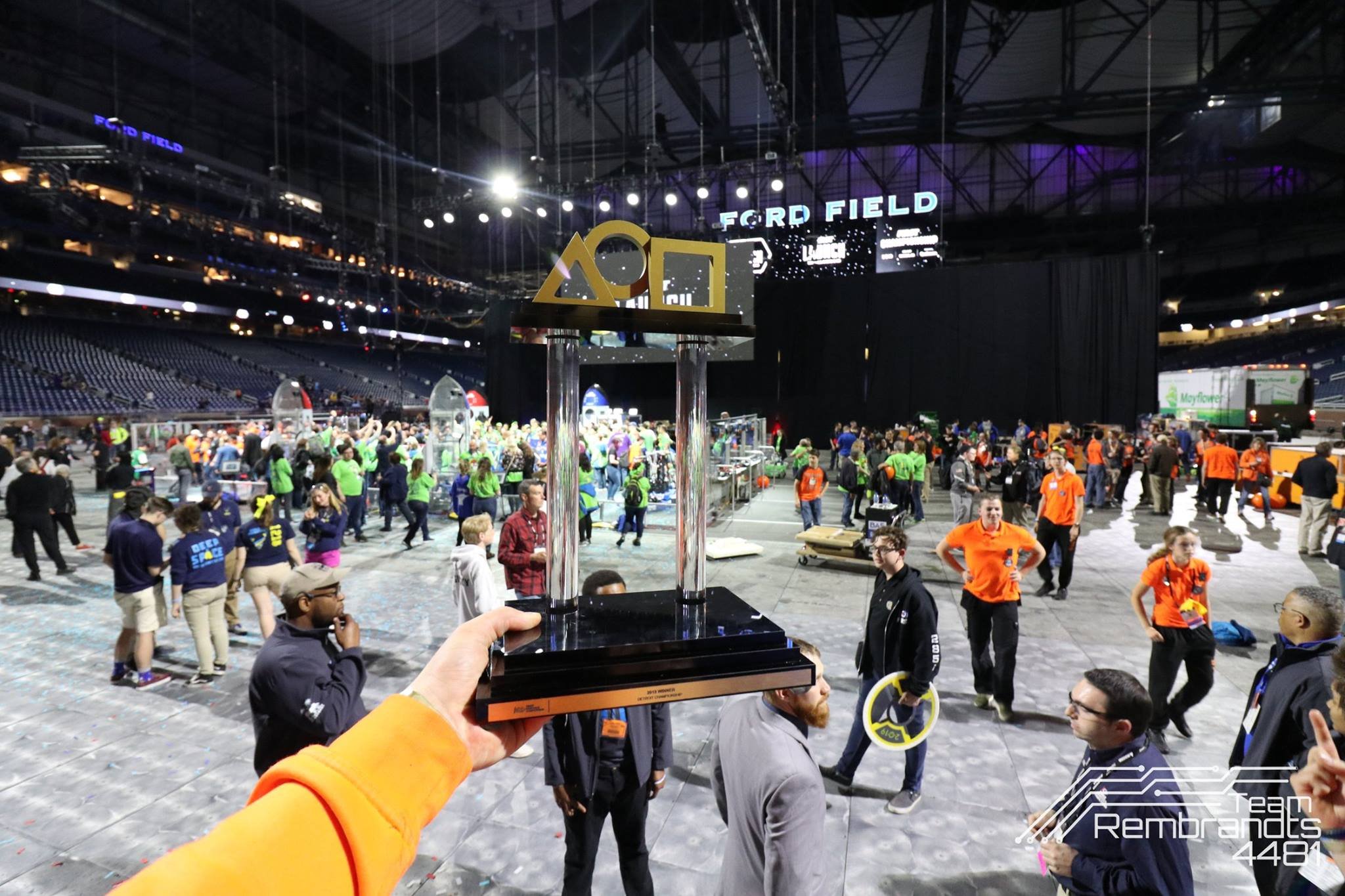 TeamRembrandts-FRC-Victory-2019-6